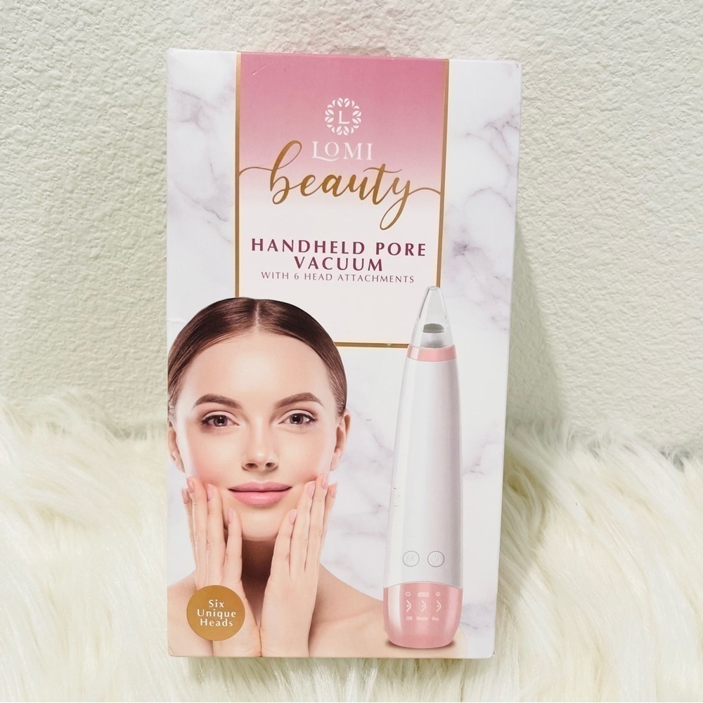 Women’s Lomi Beauty Handheld Pore Minimizer!